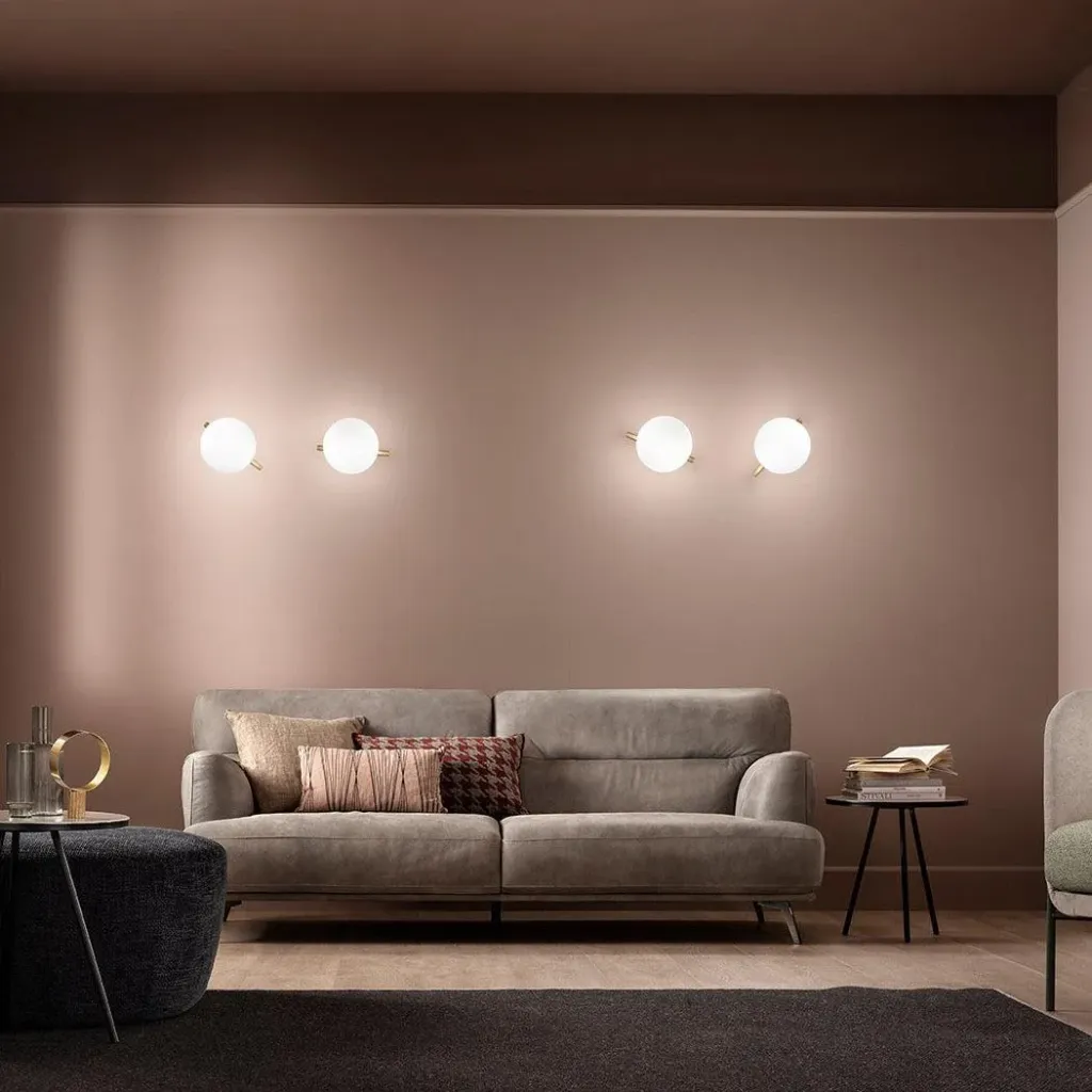 Masiero-Posy-Wall-Light-2_1051x1051.webp