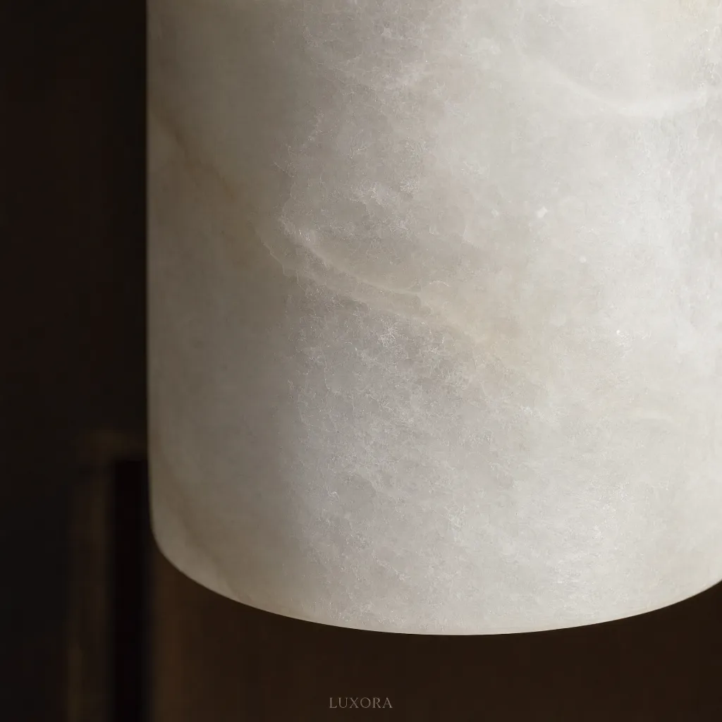 LUXORA_Multi_Pendant_Detail.webp