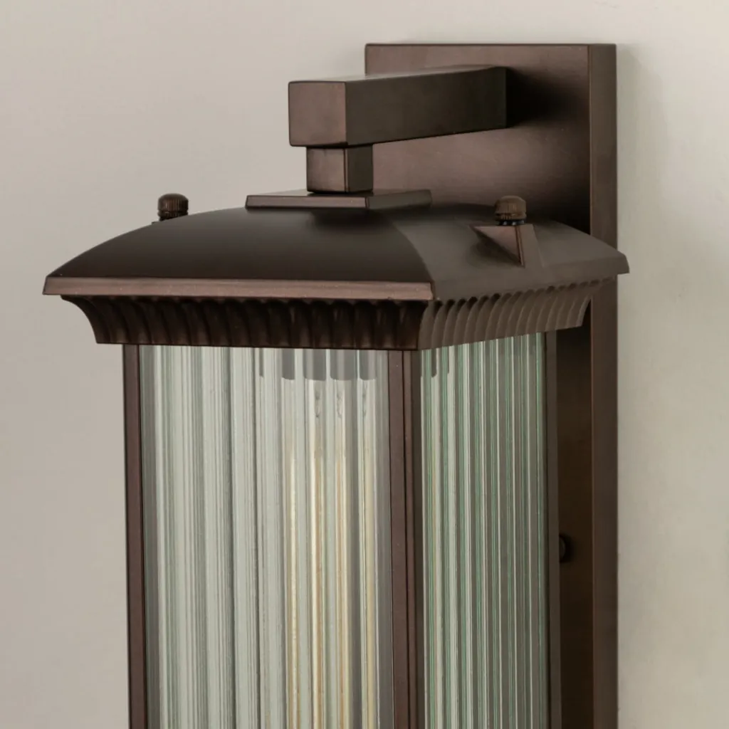 retro-rectangular-outdoor-wall-light-closeup.webp