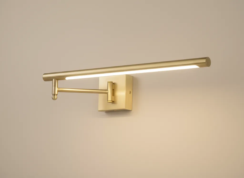 Brass_Picture_Light_Luxury_Front.webp